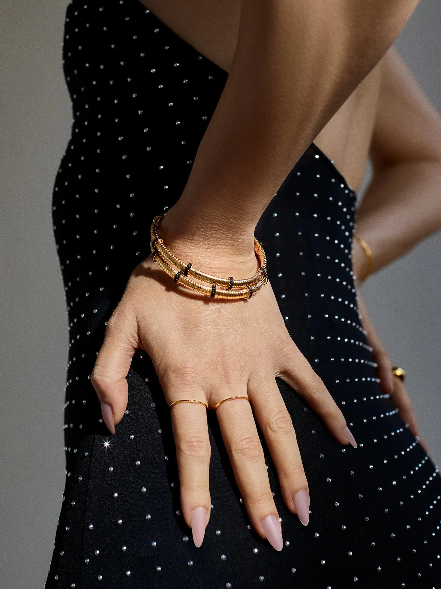 Eve Cuff Bracelet - Gold/Black