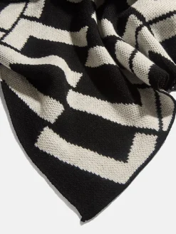On A Loop Custom Blanket - Black/White
