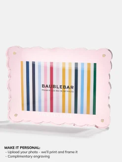 Picture Perfect Horizontal Acrylic Frame  - Scalloped Shape