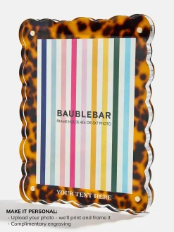Picture Perfect Vertical Acrylic Frame - Scalloped Shape