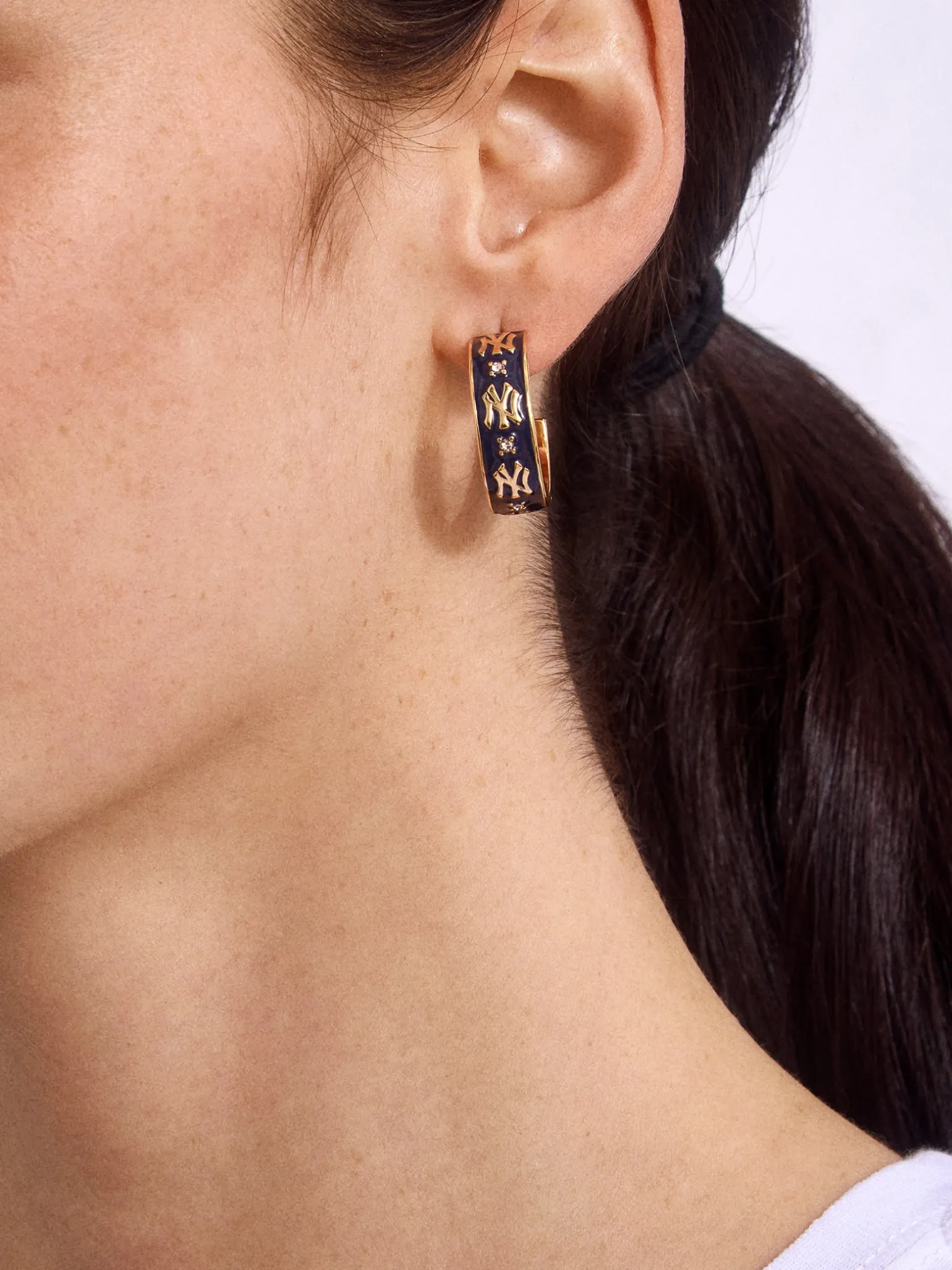 WEAR By Erin Andrews X BaubleBar New York Yankees Enamel Hoop Earrings - New York Yankees